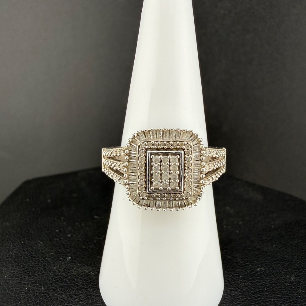 Vintage SJ Ring Silver Rhinestone Cocktail Square Halo 7